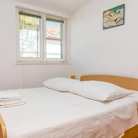 Apartamento Mladen